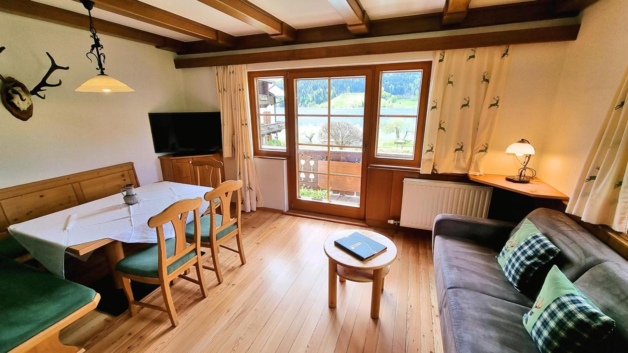 Ferienhof Obergasser Und Bergblick Weissensee Room photo